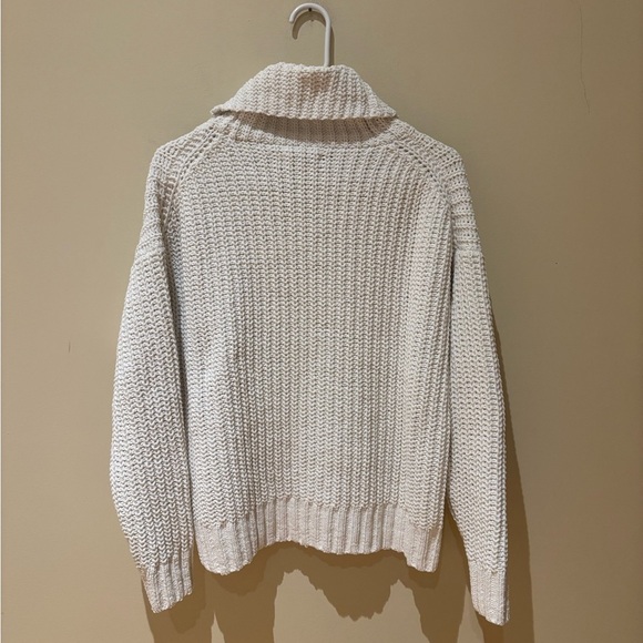 Hollister Cream Knit Sweater - Picture 2 of 3
